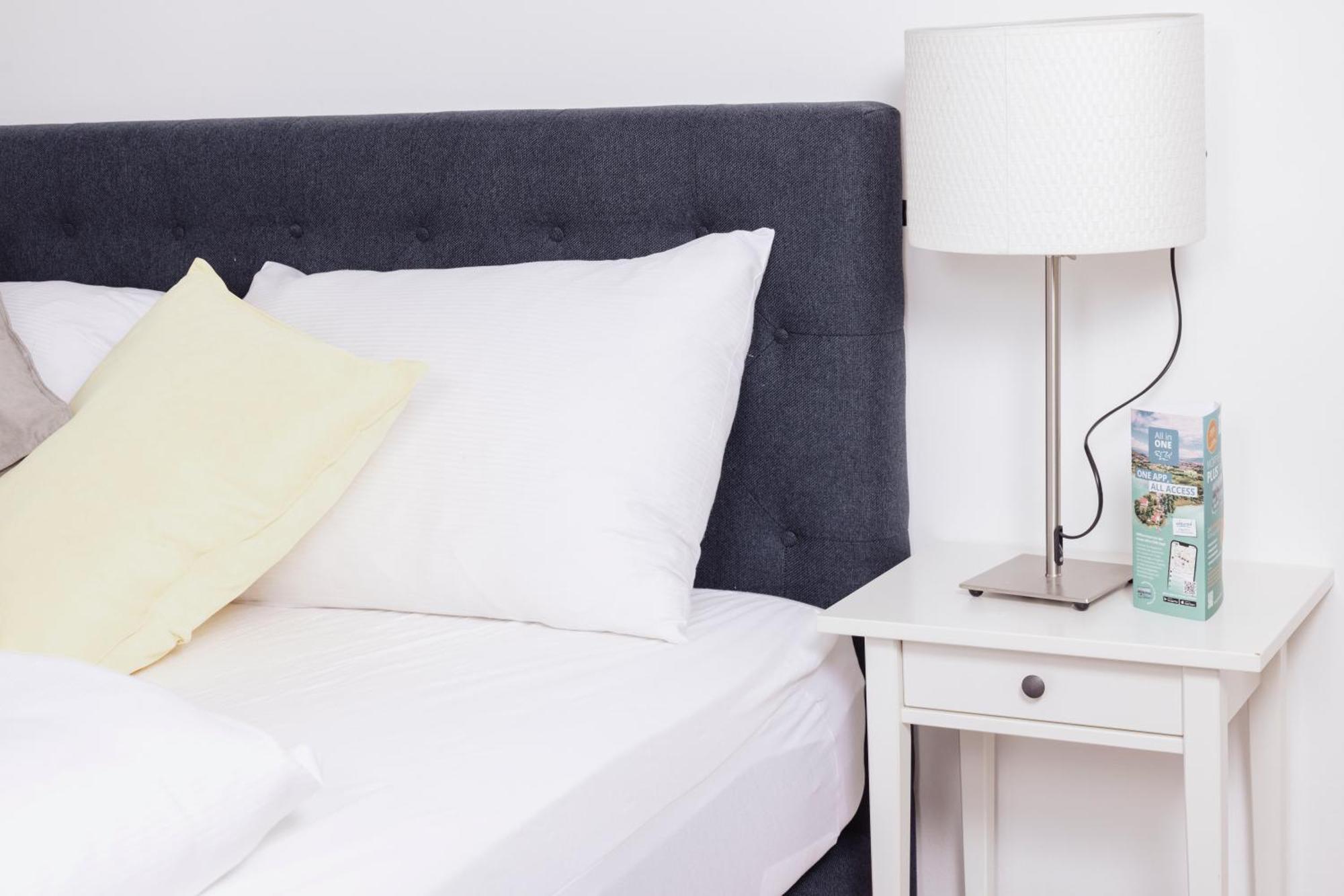Cityhotel Am Domplatz Self-Checkin كلاغنفورت المظهر الخارجي الصورة