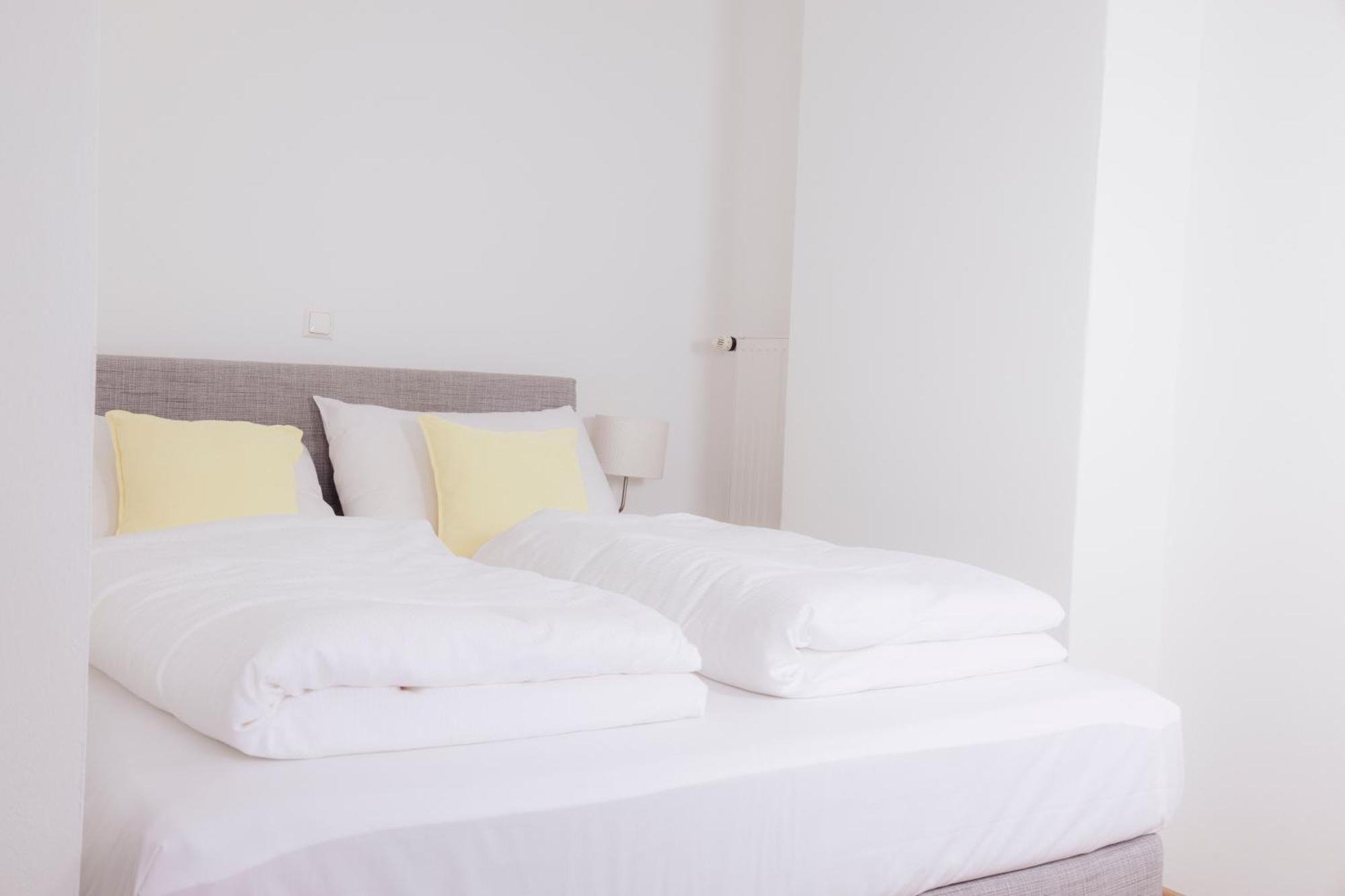 Cityhotel Am Domplatz Self-Checkin كلاغنفورت المظهر الخارجي الصورة