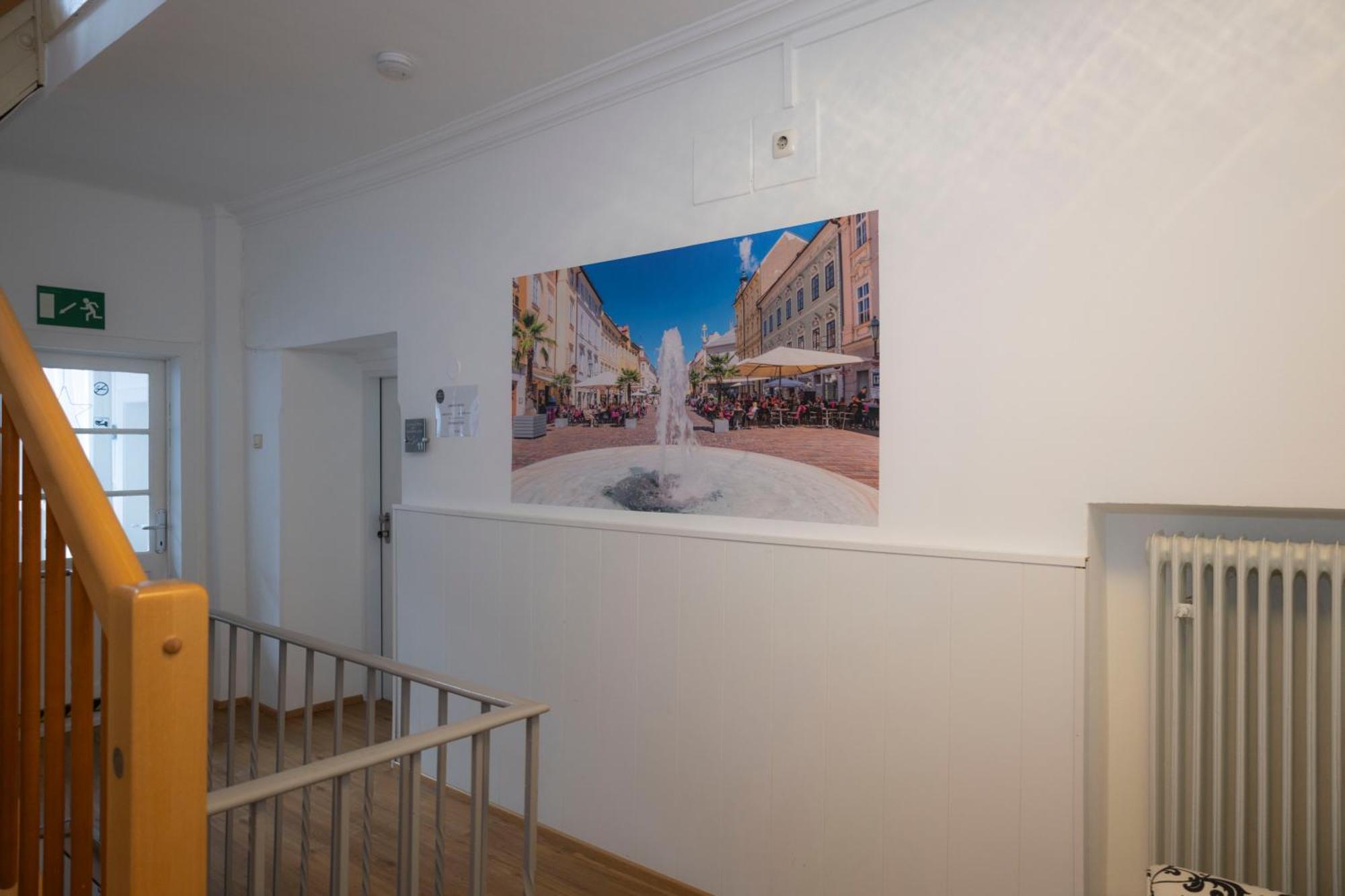 Cityhotel Am Domplatz Self-Checkin كلاغنفورت المظهر الخارجي الصورة