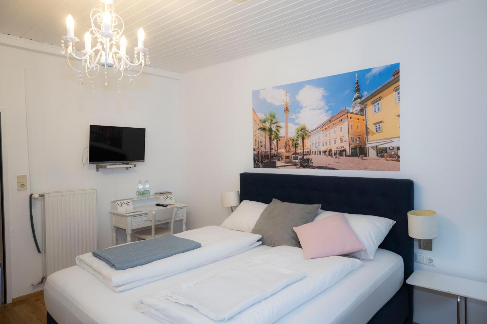 Cityhotel Am Domplatz Self-Checkin كلاغنفورت المظهر الخارجي الصورة