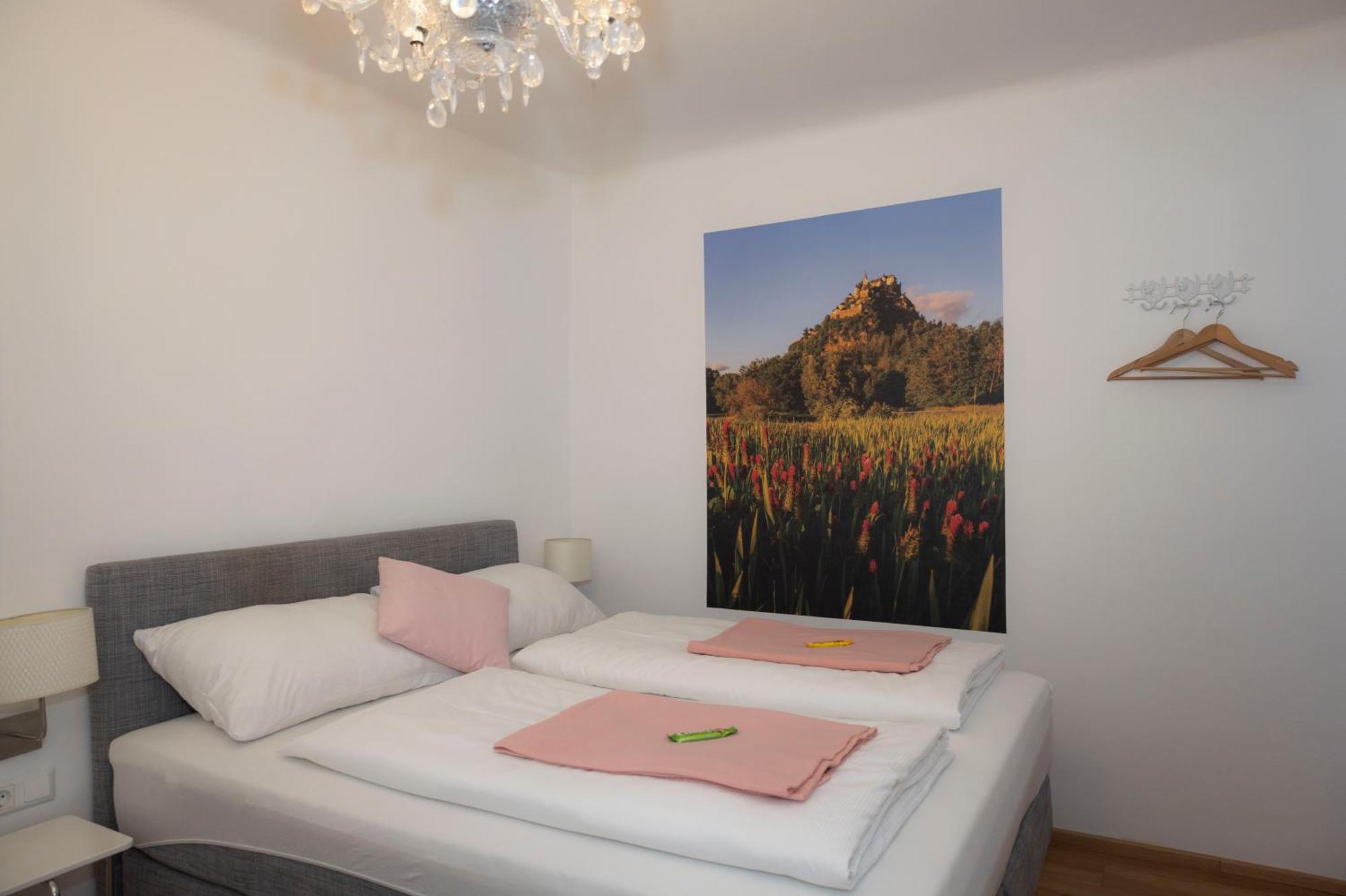 Cityhotel Am Domplatz Self-Checkin كلاغنفورت المظهر الخارجي الصورة