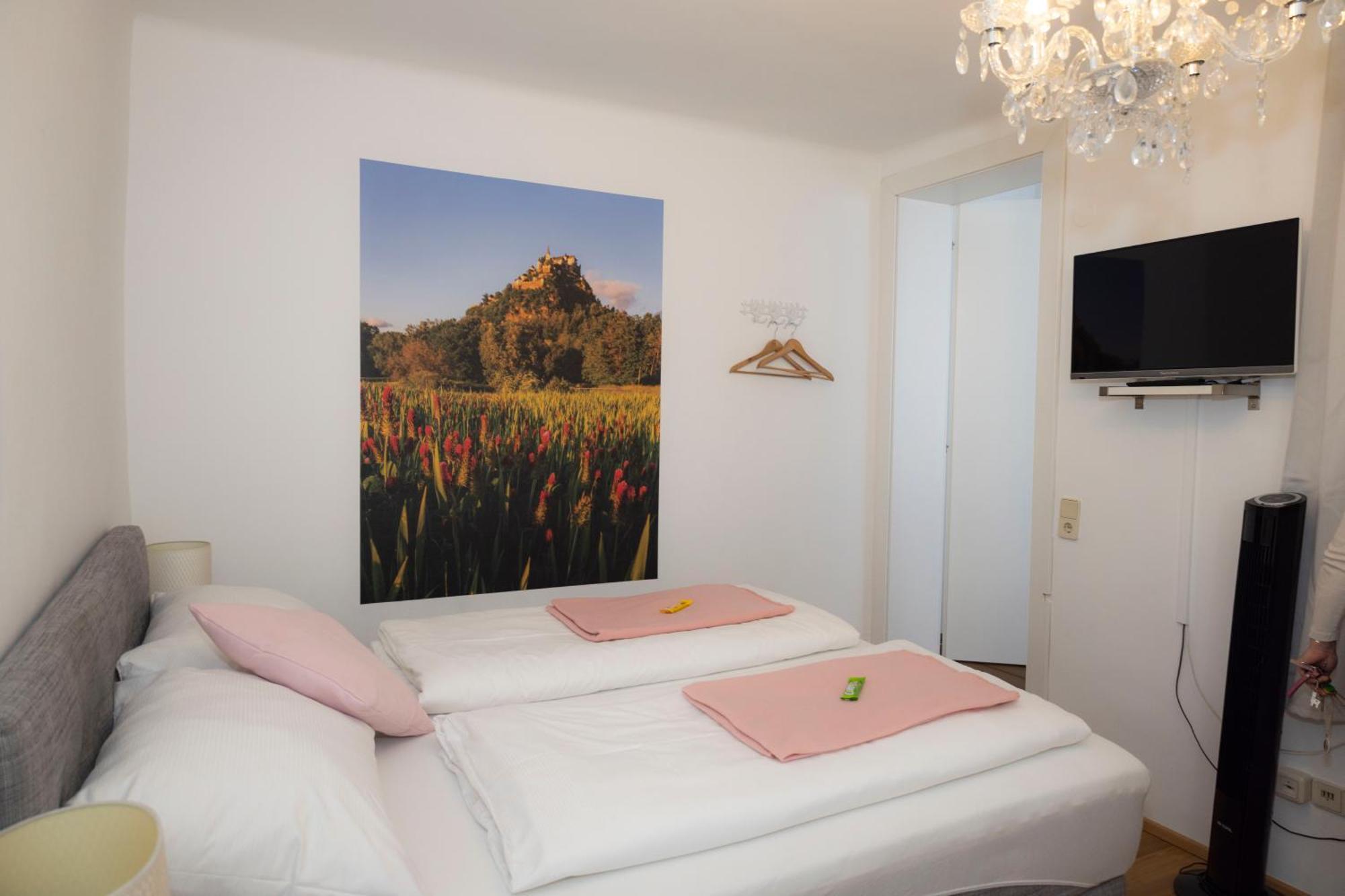 Cityhotel Am Domplatz Self-Checkin كلاغنفورت المظهر الخارجي الصورة