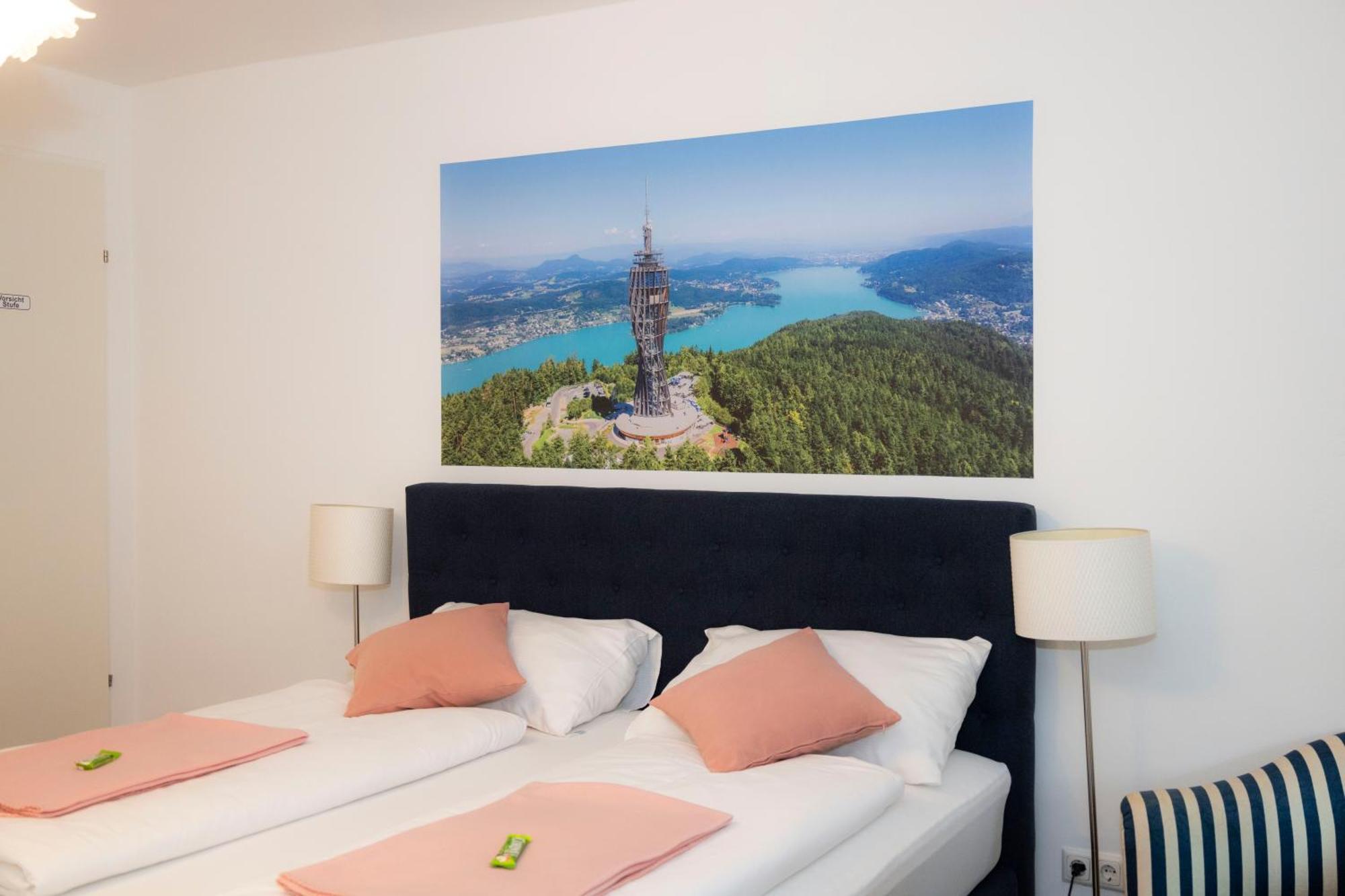 Cityhotel Am Domplatz Self-Checkin كلاغنفورت المظهر الخارجي الصورة