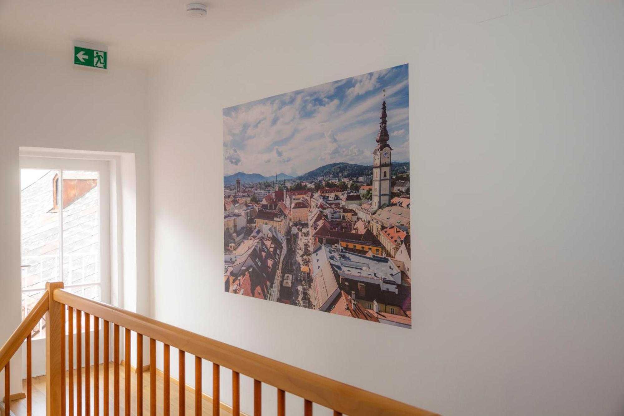 Cityhotel Am Domplatz Self-Checkin كلاغنفورت المظهر الخارجي الصورة