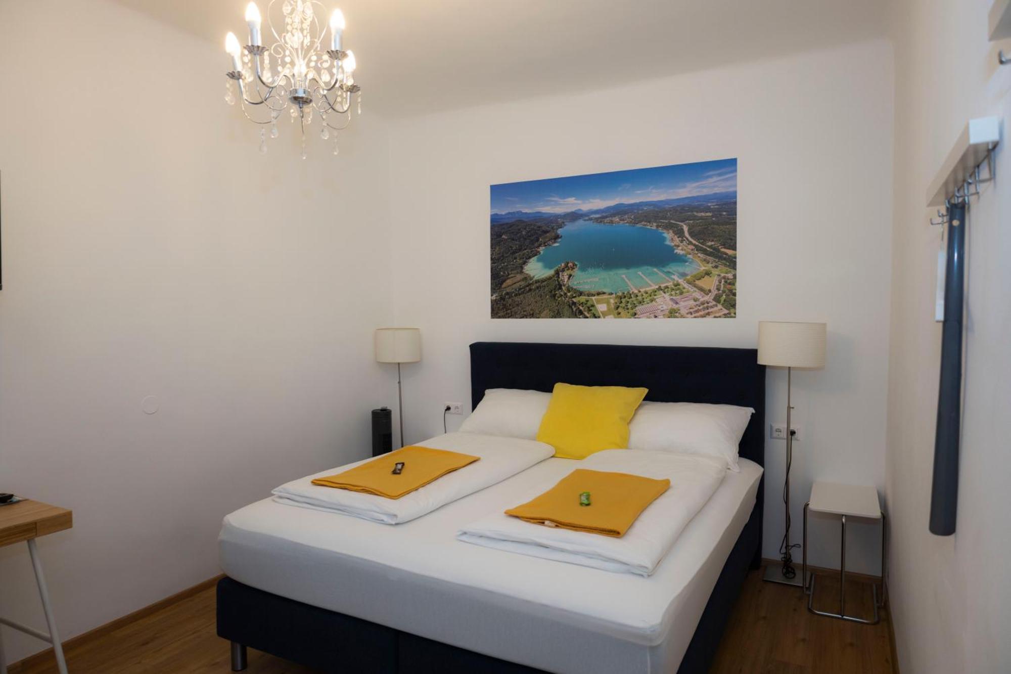 Cityhotel Am Domplatz Self-Checkin كلاغنفورت المظهر الخارجي الصورة