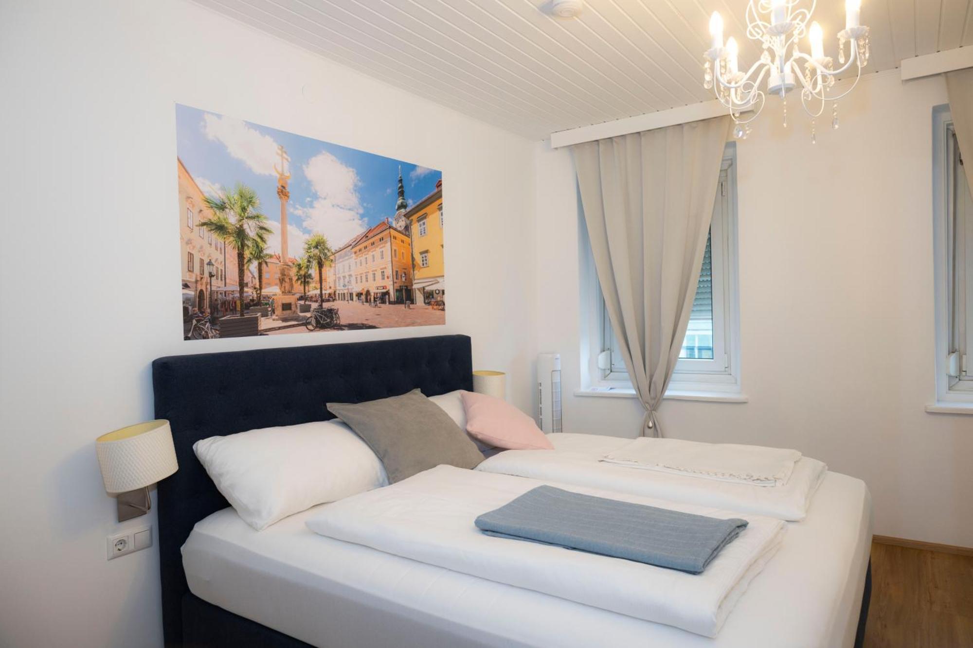 Cityhotel Am Domplatz Self-Checkin كلاغنفورت المظهر الخارجي الصورة